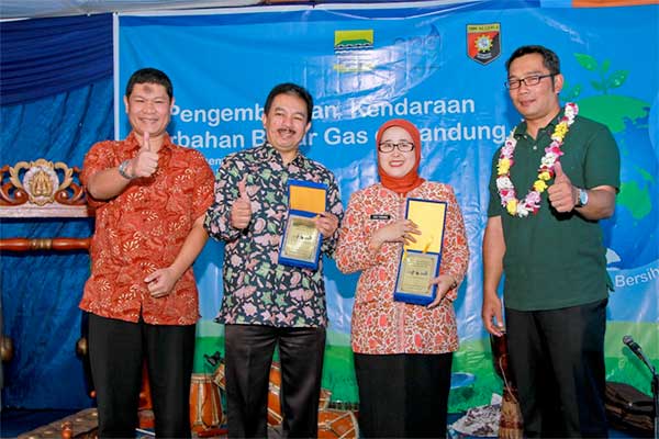 Dedikasi PT. Citra Nusantara Gemilang - Compressed Natural Gas (CNG) Indonesia Dedikasi Dedication